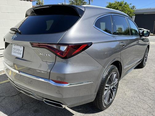 Liquid Carbon Metallic 2026 Acura MDX Advance Package