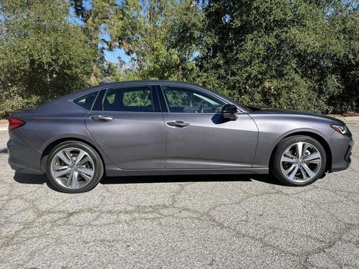 2023 Acura TLX Advance