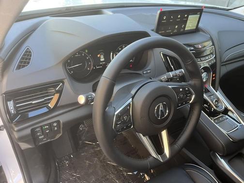 2026 Acura RDX Advance Package