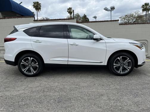Platinum White Pearl 2026 Acura RDX Technology Package