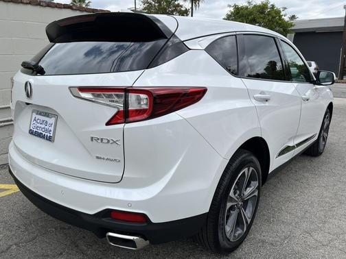 Platinum White Pearl 2026 Acura RDX Technology Package