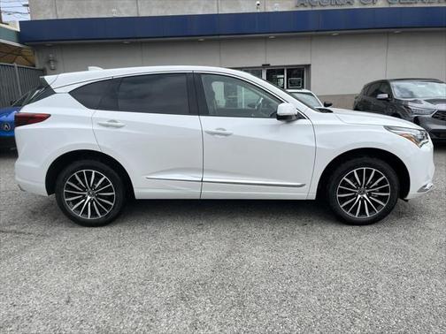2025 Acura RDX Advance Package