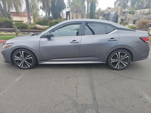 2022 Nissan Sentra SR