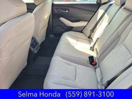 Platinum White Pearl 2026 Honda Accord SE