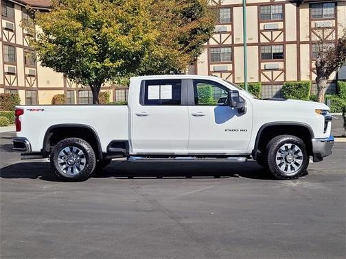 2023 Chevrolet Silverado 2500 LT