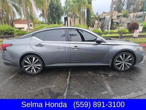 Gun Metallic 2020 Nissan Altima 2.5 SR