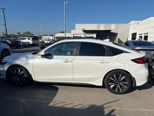 2022 Honda Civic EX-L