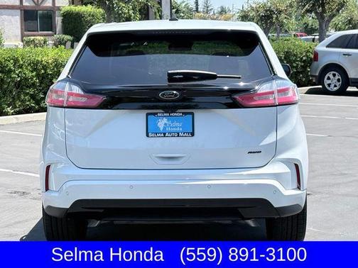 Oxford White 2023 Ford Edge SE