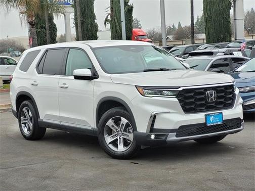 2025 Honda Pilot Sport