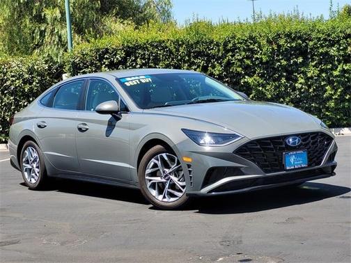 2023 Hyundai SONATA SEL