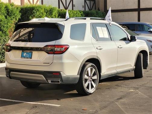 2023 Honda Pilot Touring