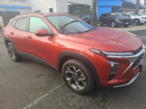 2024 Chevrolet Trax LT