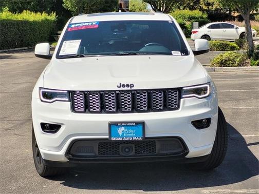 2022 Jeep Grand Cherokee WK Laredo