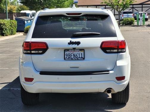 2022 Jeep Grand Cherokee WK Laredo