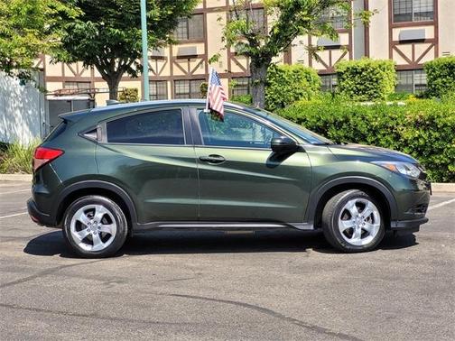 2016 Honda HR-V EX-L w/Navigation