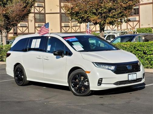 2024 Honda Odyssey Sport