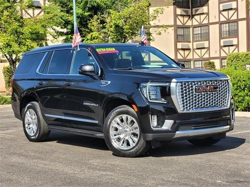 2023 GMC Yukon Denali