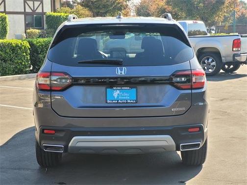 2025 Honda Pilot Touring