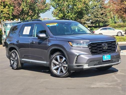 2025 Honda Pilot Touring