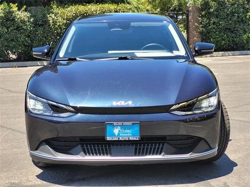 2022 Kia EV6 Light