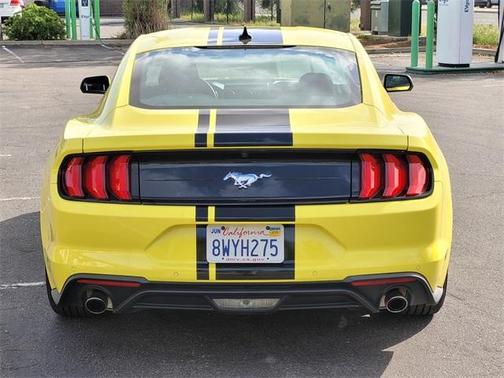 2021 Ford Mustang EcoBoost