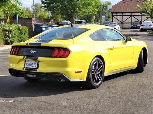 2021 Ford Mustang EcoBoost