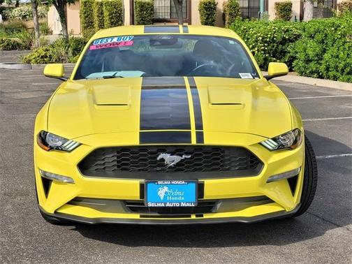 2021 Ford Mustang EcoBoost