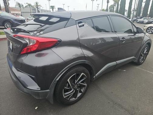 2021 Toyota C-HR LE