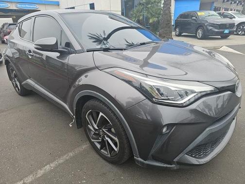 2021 Toyota C-HR LE