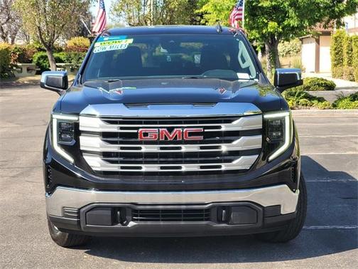 2024 GMC Sierra 1500 SLE