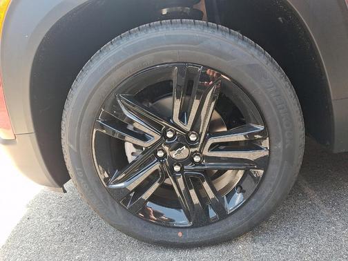 Red 2026 Chevrolet Trailblazer LT