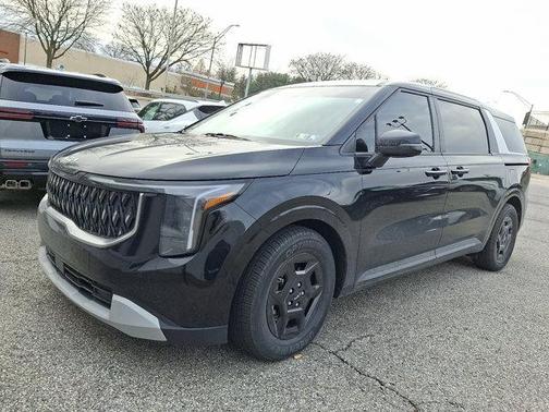 2025 Kia Carnival LXS