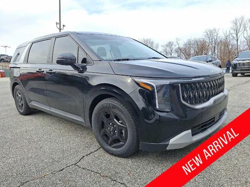 2025 Kia Carnival LXS