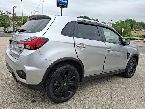 2024 Mitsubishi Outlander Sport 2.0 LE