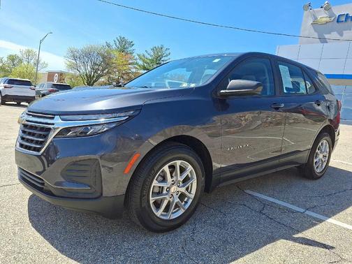 2022 Chevrolet Equinox LS