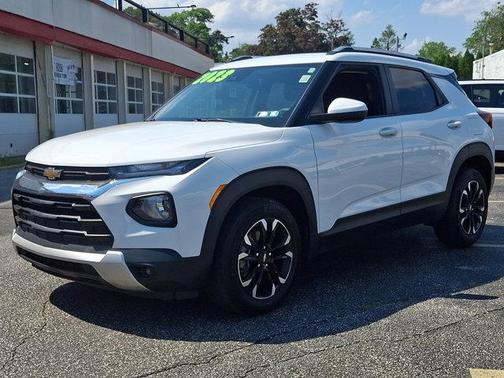 Summit White 2023 Chevrolet Trailblazer LT