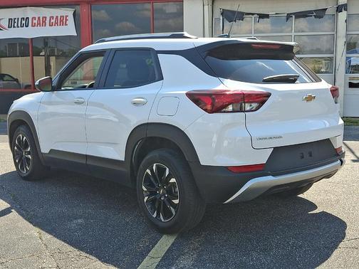 Summit White 2023 Chevrolet Trailblazer LT
