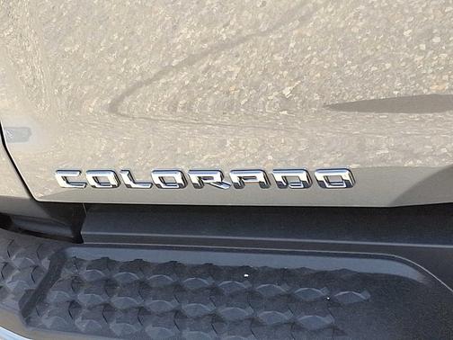 2025 Chevrolet Colorado LT