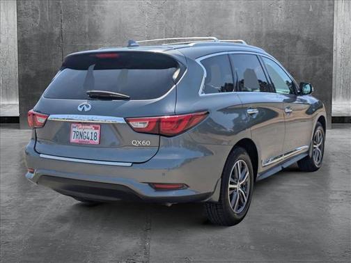 2016 INFINITI QX60 Base