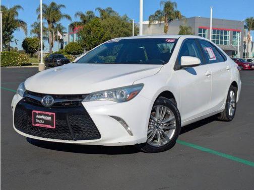 2015 Toyota Camry SE