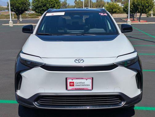 2024 Toyota bZ4X XLE