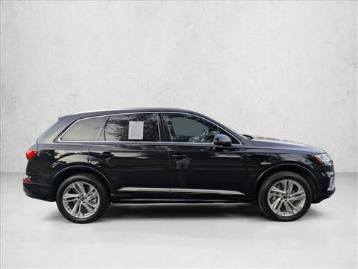 2021 Audi Q7 45 Premium