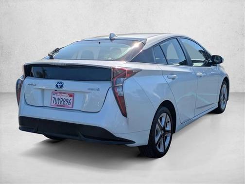 2016 Toyota Prius Four Touring