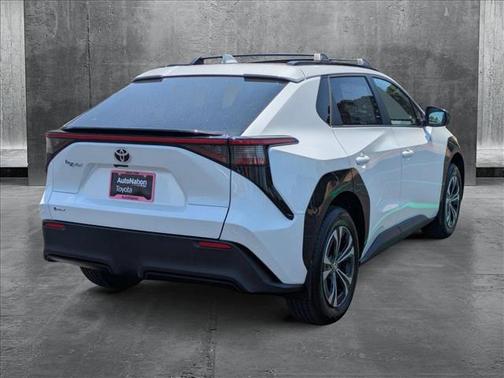 2025 Toyota bZ4X XLE