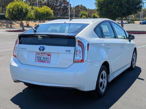 2014 Toyota Prius Two
