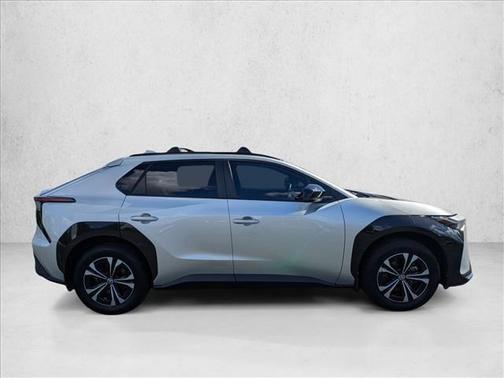 2024 Toyota bZ4X XLE