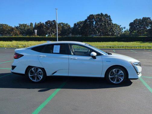 2019 Honda Clarity Plug-In Hybrid Base