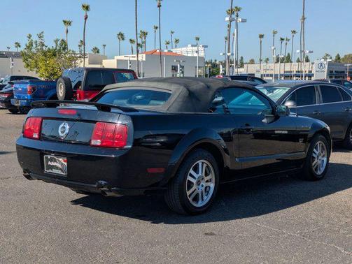 2005 Ford Mustang GT