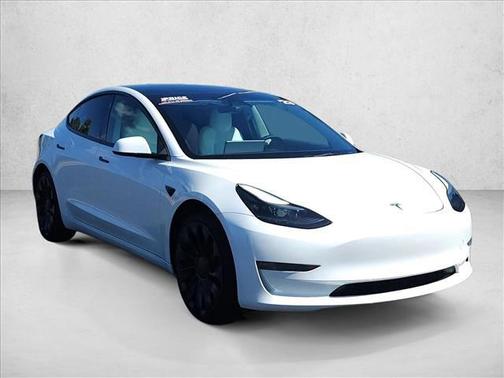 Pearl White Multi-Coat 2023 Tesla Model 3 Performance