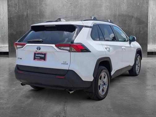 2024 Toyota RAV4 Hybrid LE